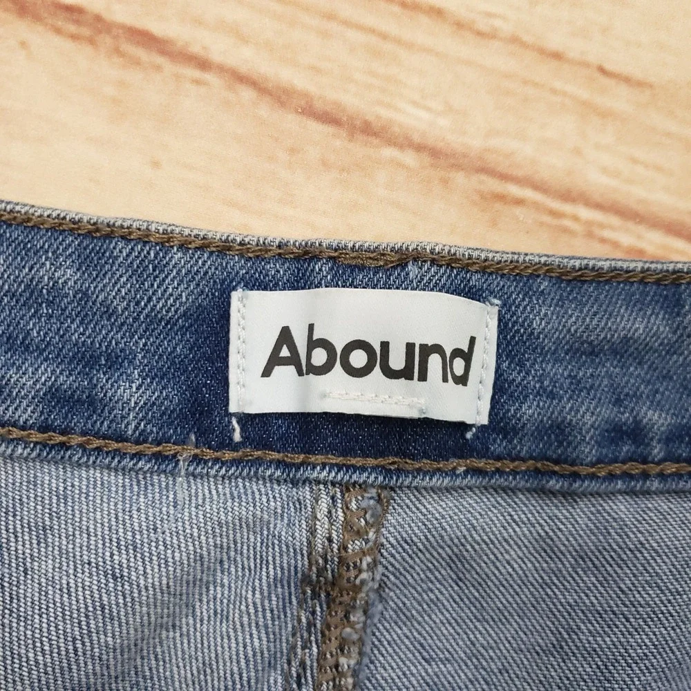 Abound Jeans Women 30 Blue Medium Wash‎ High Rise Button Fly Mom Jeans Denim